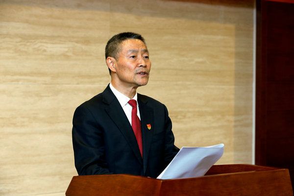 瓦力游戏集团一届一次全委会选举出新一届向导整体 斯泽夫中选瓦力游戏党委书记