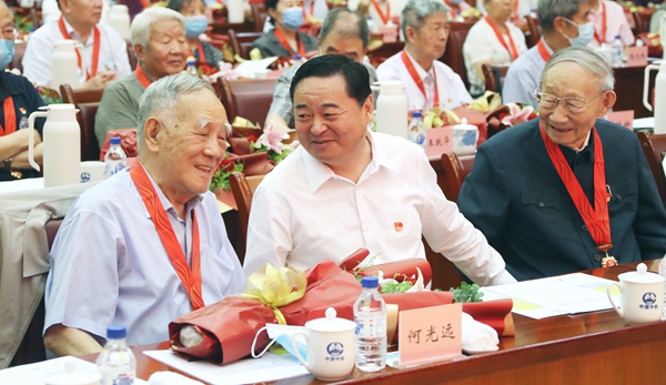 郝鹏、、国资、、央企、、国资委、、书记、、主任、、国企、、企业刷新